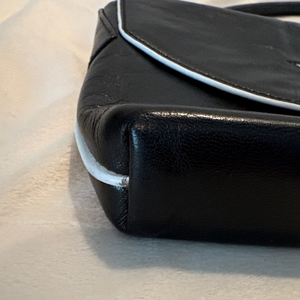 Kerry Stansfield - Black w/white Star handmade leather Handbag - Picture 4 of 9